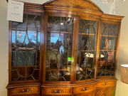 Vitrinskåp i Mahogny (Bevan Funnel)