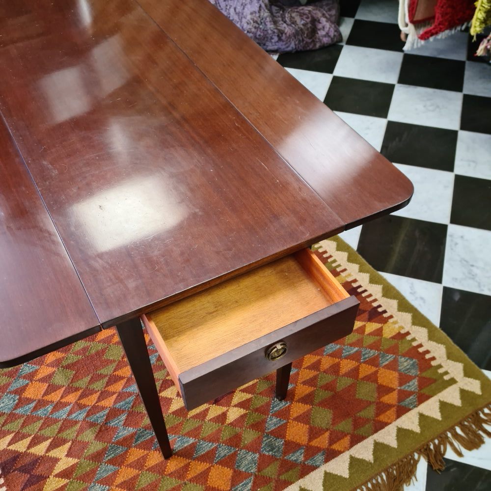 Klaffbord med 2 lådor - Mahogny - Klassiska Engelska Möbler